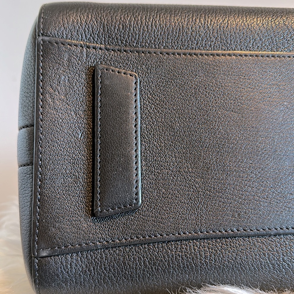 Givenchy Small Antigona Bag - Picture 9 of 14